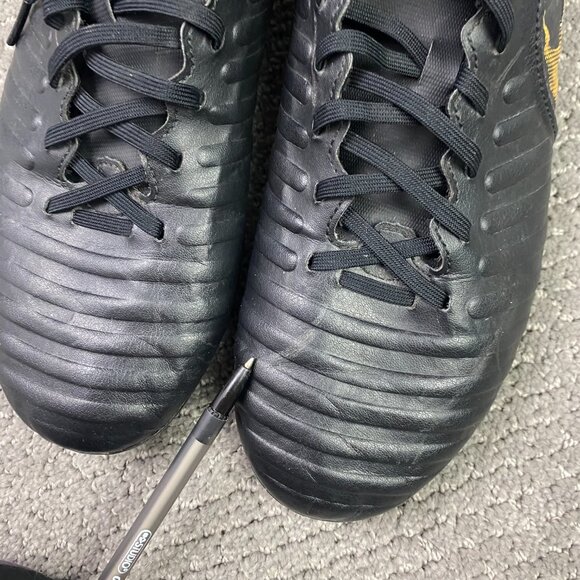 Nike Tiempo Legend 7 Soccer Cleats Men's Size 8 Black Gold Shoes Football - Picture 7 of 9